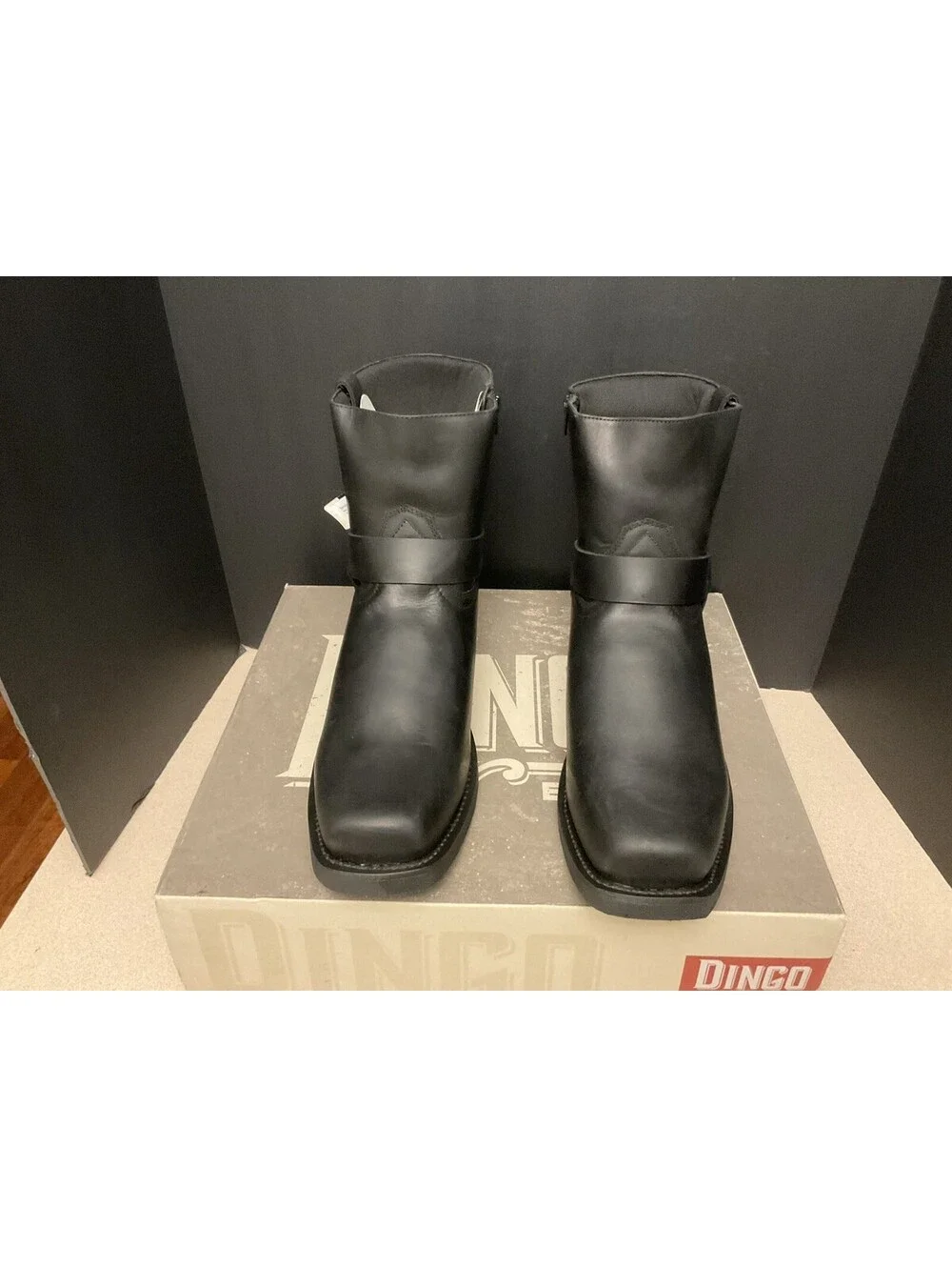NEW! MENS DINGO REV UP ZIPPER MOTORCYCLE SQUARE TOE LEATHER BOOTS. SIZE 15D.